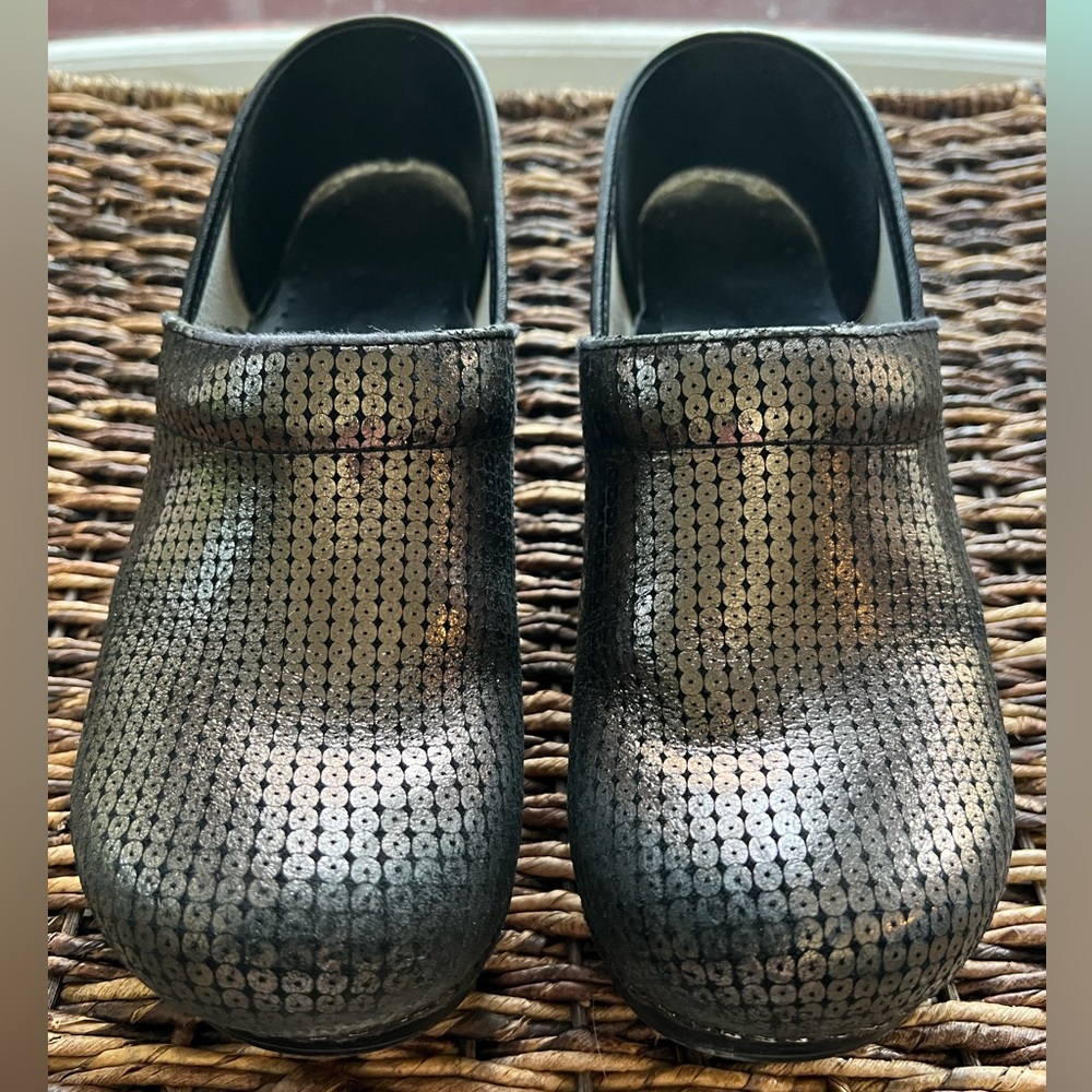 Dansko shiny copper/metallic clogs, size 41